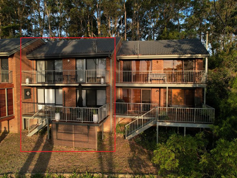 2 / 8 Curt Lane, Narooma