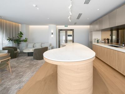 402 / 9 Wren Street, Mount Pleasant