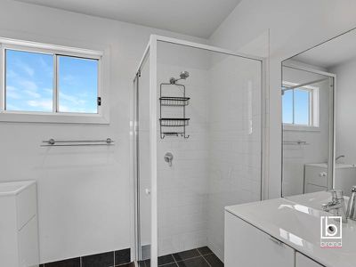 15-15A Third Avenue, Toukley