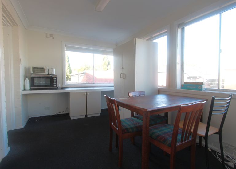 1 / 8 Morton Street, Clayton