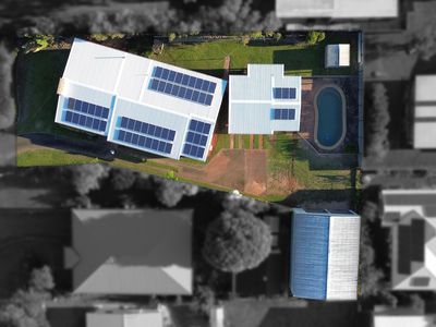 35 Holm Street, Atherton