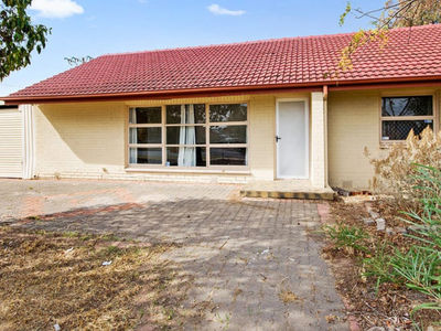 84 Bradman Road, Parafield Gardens