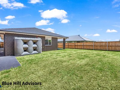 37 Annaliese Street, Chisholm