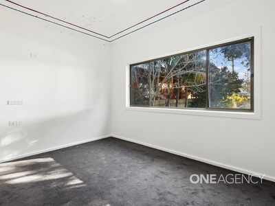 29 Lake Parade, East Corrimal