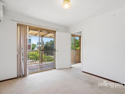 1 / 6 Mary Street, Como