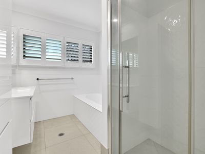 19 Whyambeel Chase, Smithfield