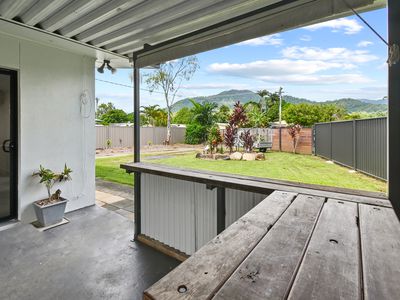 9 CONLAN CLOSE, Manoora