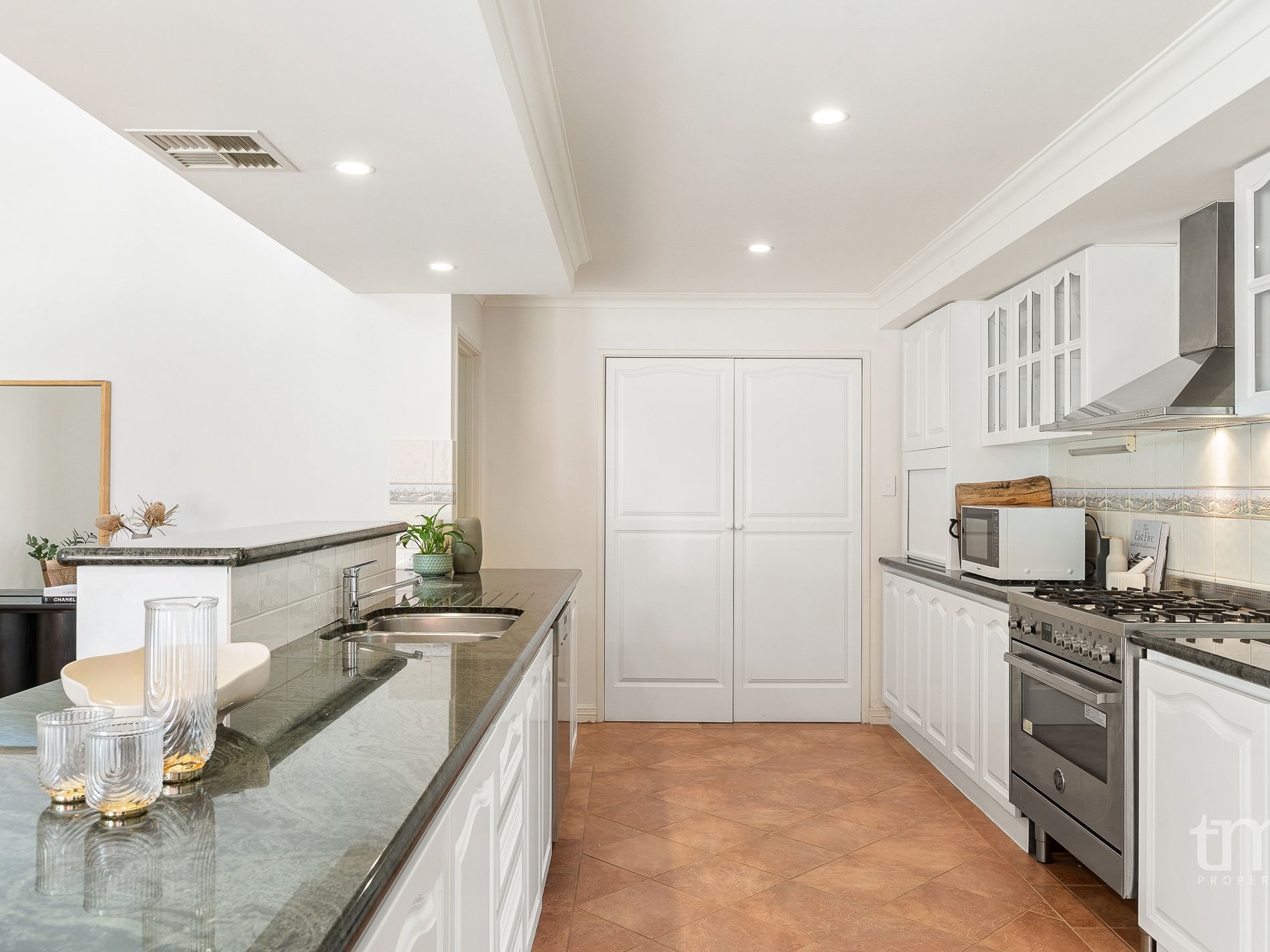 14 Trillo Road, Subiaco