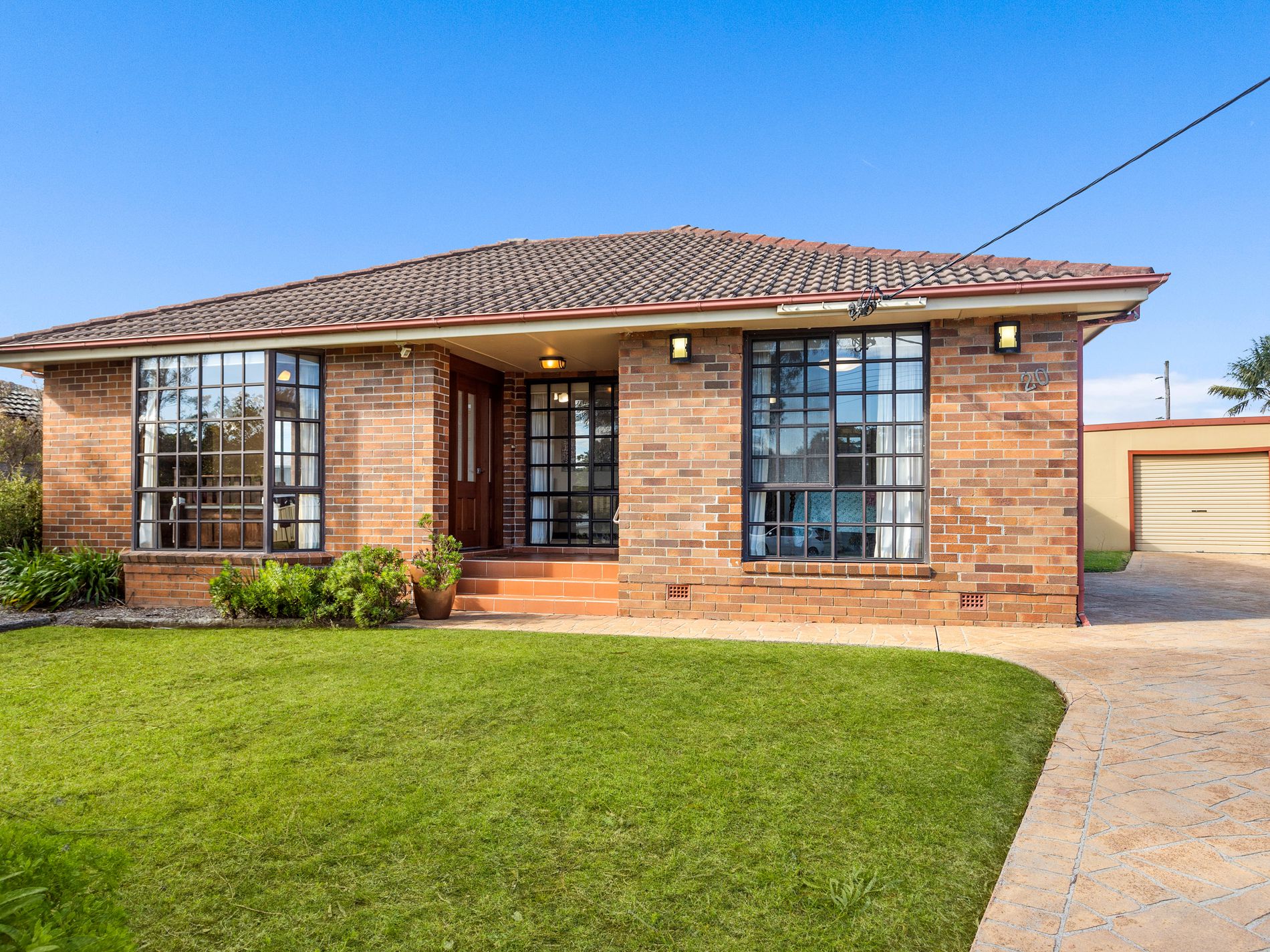 20 Andrew Crescent, Mount Warrigal