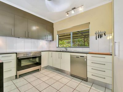 7 Muckaninnie Court, Moulden