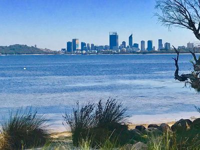 4 / 70 Gairloch Street, Applecross