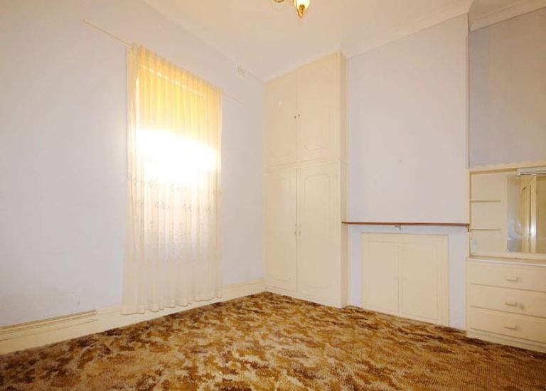 14 Second Avenue, Glenelg East