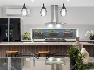 11 Meander Court, Ormeau Hills