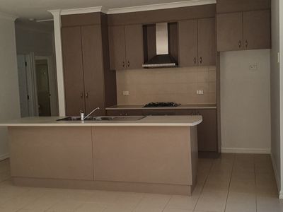2 / 12 Sexton Court, Altona Meadows