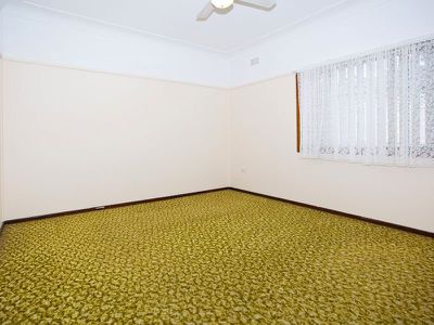 250 Princes Highway, Dapto