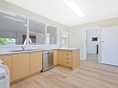 23 Coops Avenue, Thornlie