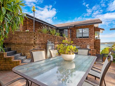 11 Hillcrest Avenue, North Narooma