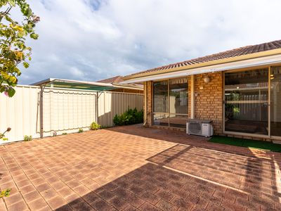 8 / 9 Merope Close, Rockingham