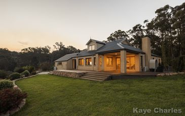 82 Downey Road, Dewhurst