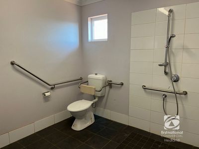 2 / 37 Steel Loop, Wedgefield