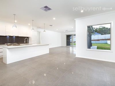 11 KESTREL CIRCUIT, Wodonga