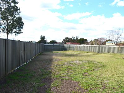 26 Ken Mcmullen Place, Dubbo