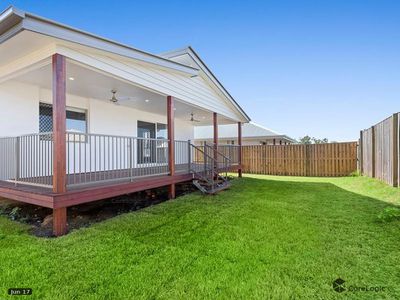 5 Apple Berry Avenue, Coomera