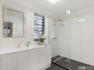 14 Mylne Court, Torquay