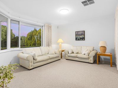 31 Simmonds Parade, Winthrop