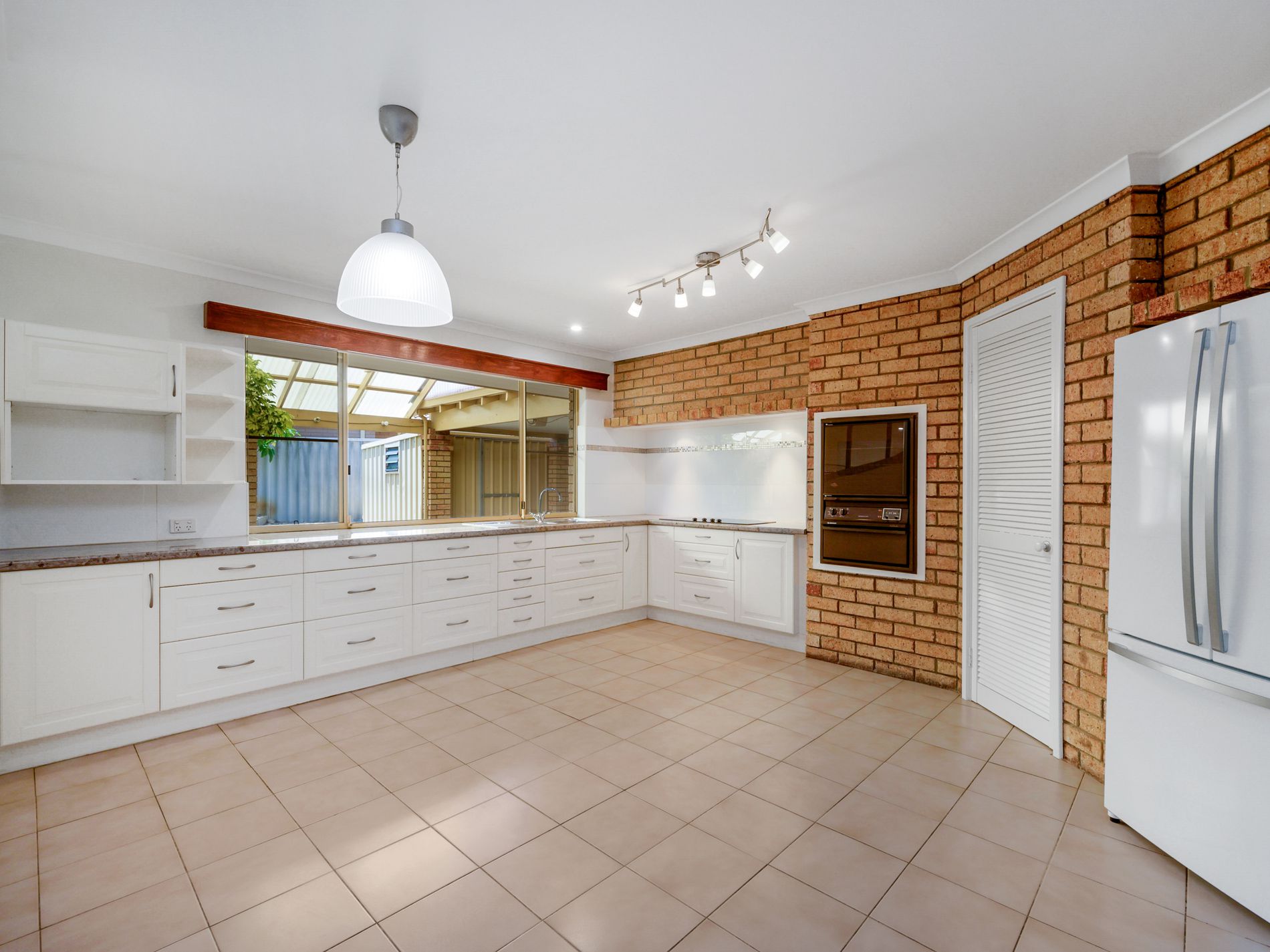 21 Mapstone Gardens, Murdoch