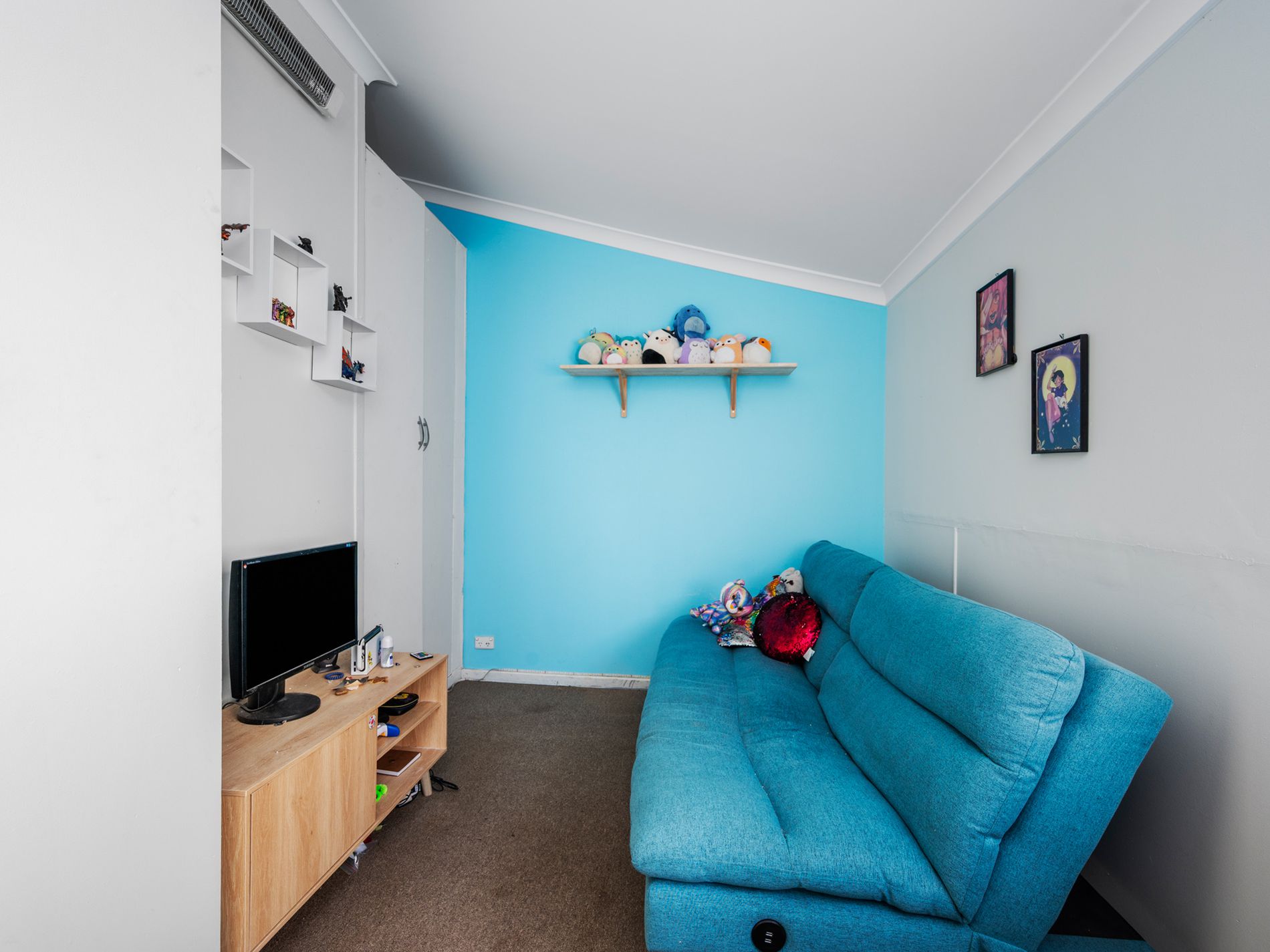 9 Butterfly Street, Piccadilly