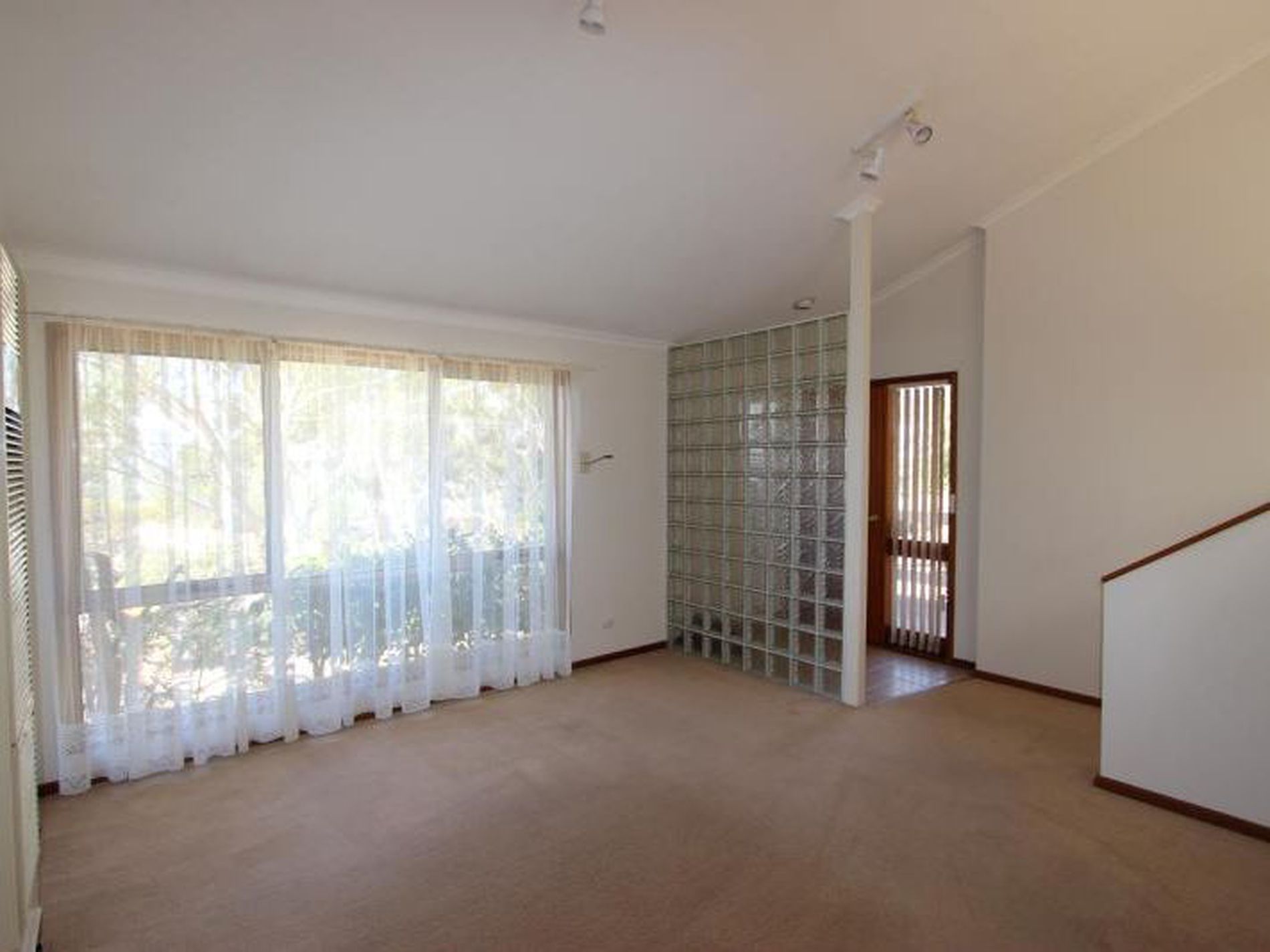 1 / 36 Wandana Drive, Wandana Heights