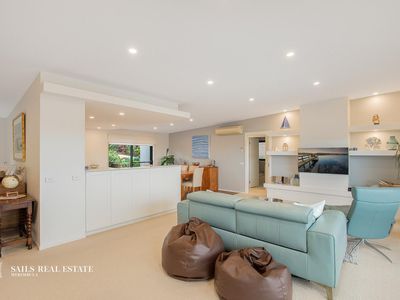 16 The Crest, Merimbula