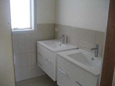 4 Carmichael Avenue, Newtown