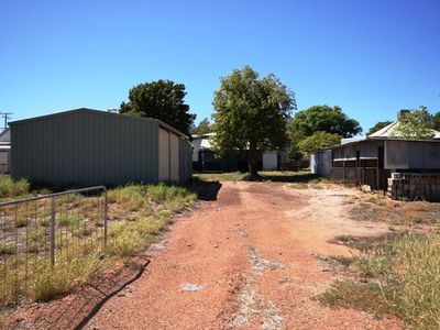 123 Kingfisher Street, Longreach