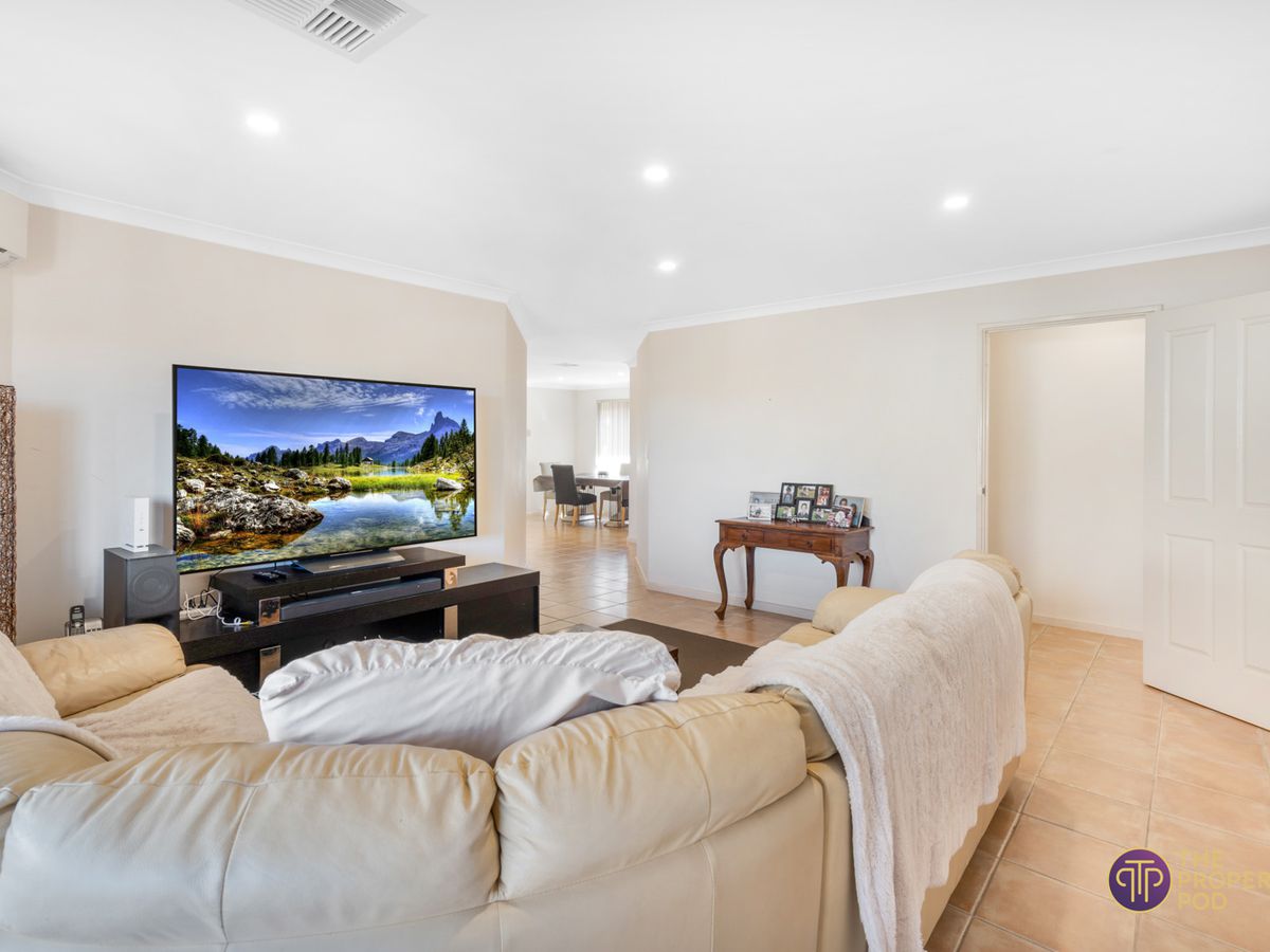 2 Cedron Rise, Coogee
