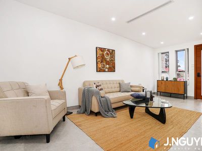 11A Foxlow Street, Canley Heights