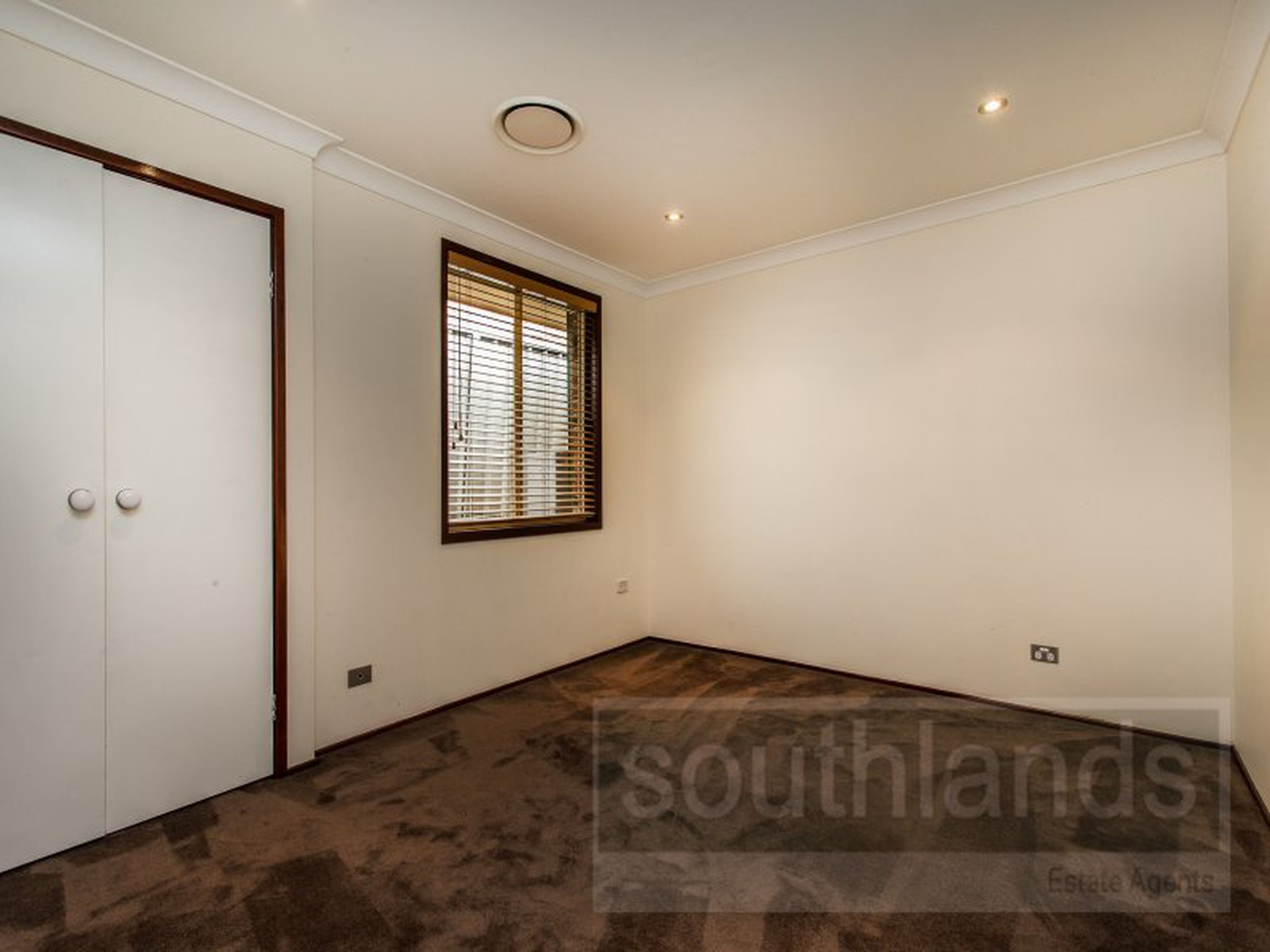 6 Marigold Close, GLENMORE PARK
