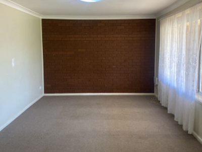 2 / 9 Lawson Street, Dubbo