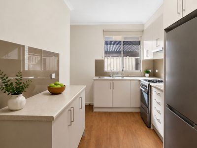 4 / 8 Farne Terrace, Marion