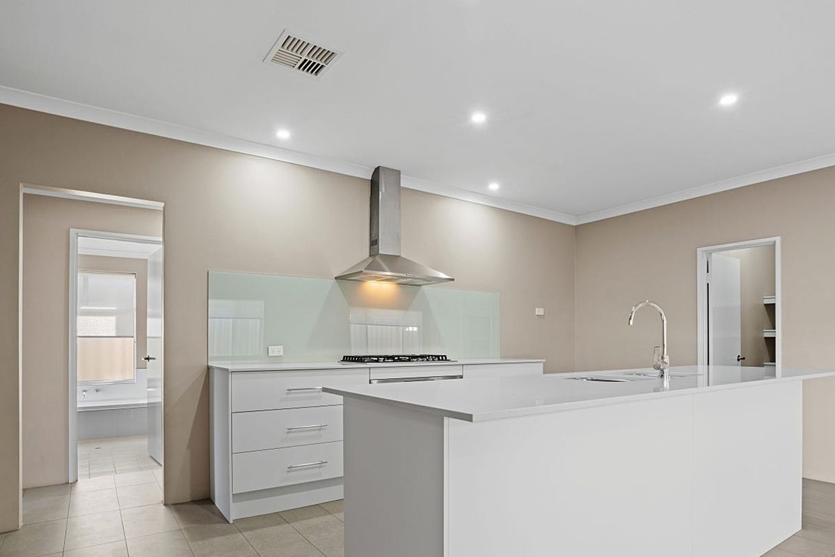 21 Pinelle Parkway, Aubin Grove