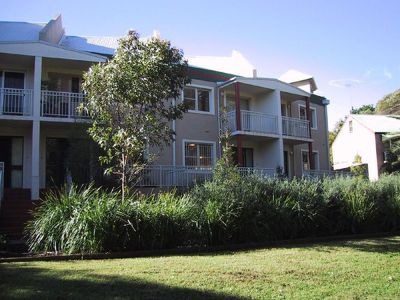 17 / 213 Wigram Road, Glebe