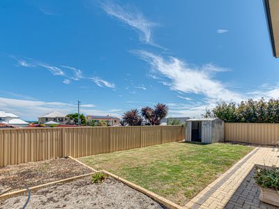 143 Lagoon Drive, Yanchep