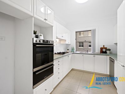 22 / 5 Fig tree Avenue, Abbotsford