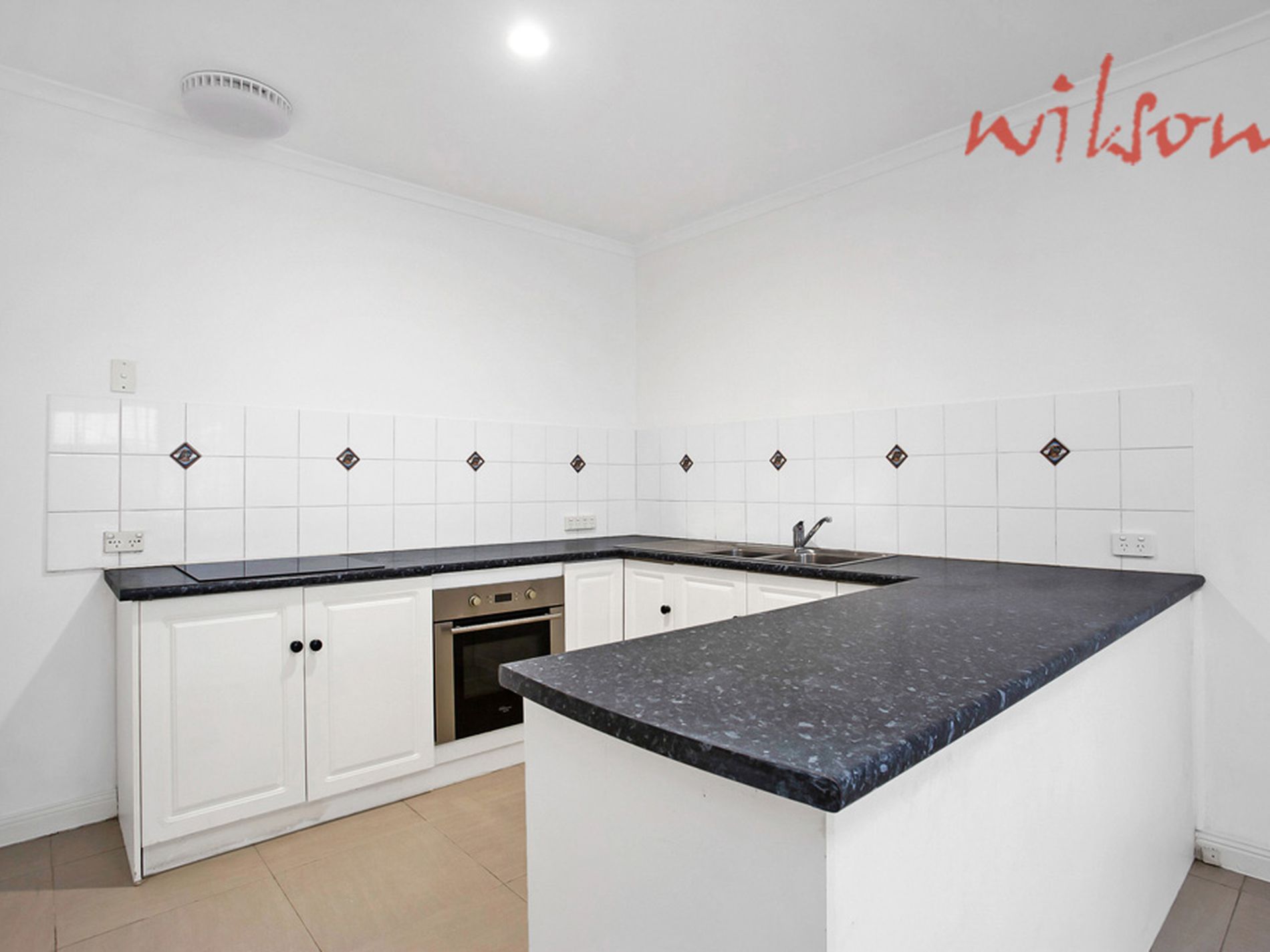 30 Milburn Street, Ottoway