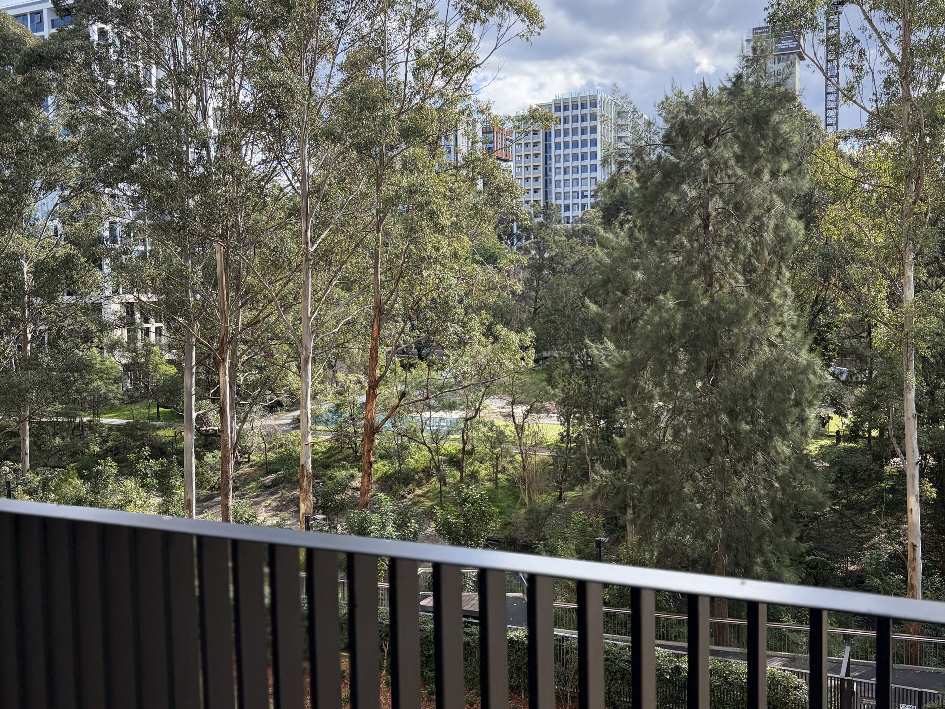A210 / 82 Waterloo Road, Macquarie Park