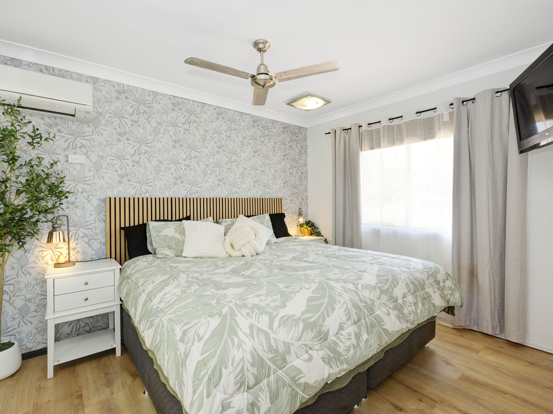 18 Octagonal Crescent, Kelso