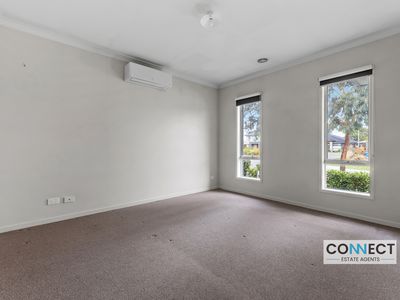 79 Sparrow Street, Cranbourne