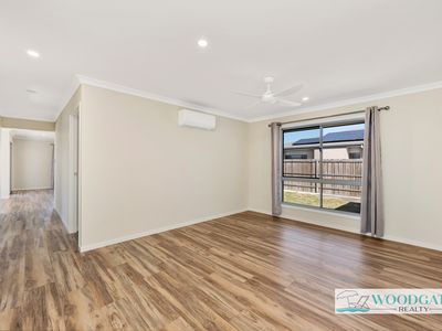 24 Acacia Street, Woodgate