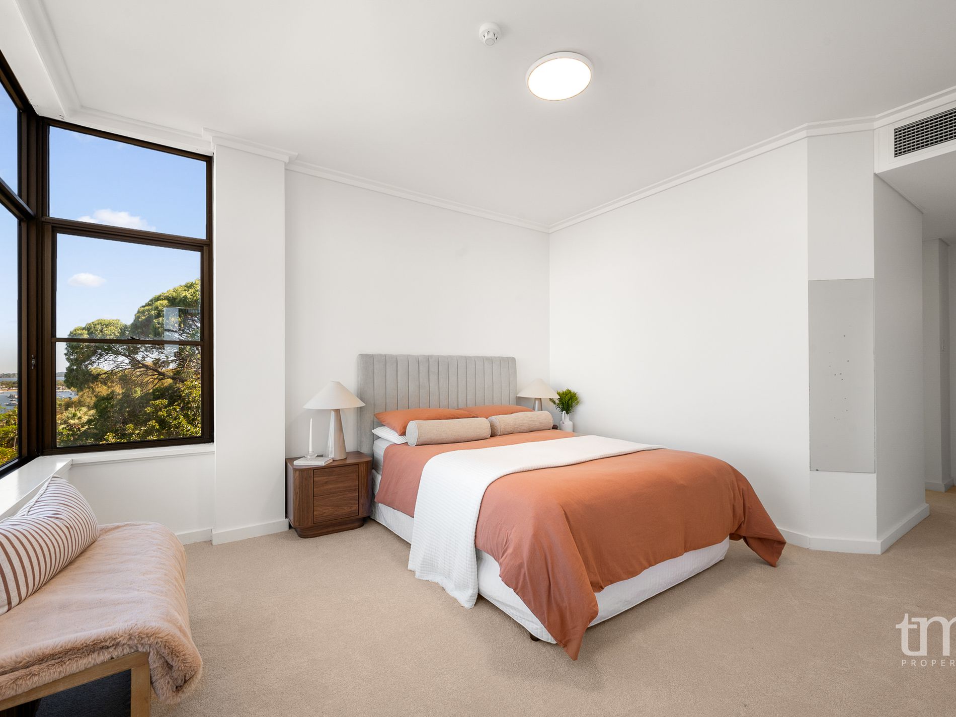 3E / 21 Park Avenue, Crawley